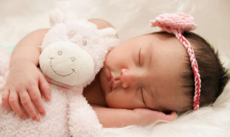 Sweet Dreams, Little One: The Ultimate Guide to Helping Your Baby Sleep Better