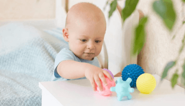 Learning with the Baby Sensory Texture Ball Toy Set!